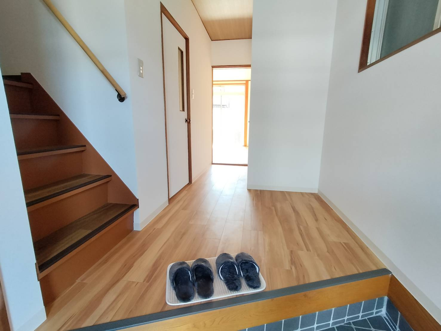 【玄関】の画像