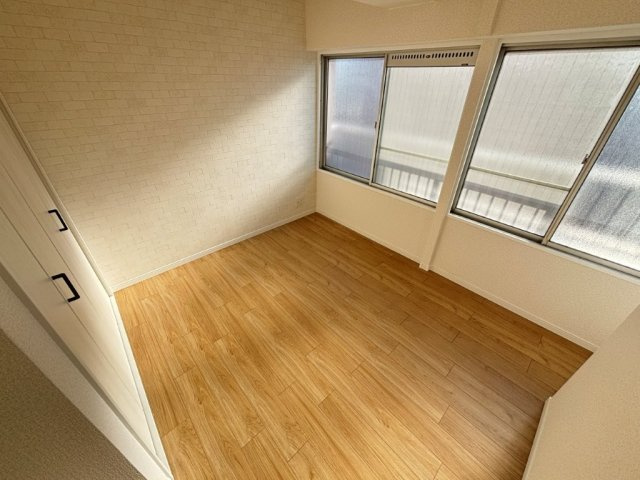 【洋室】の画像