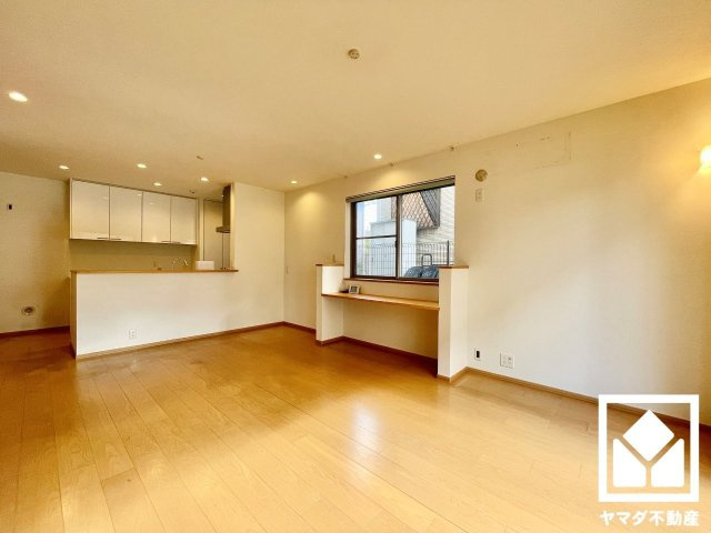 大津市仰木の里東１丁目の居間・リビング