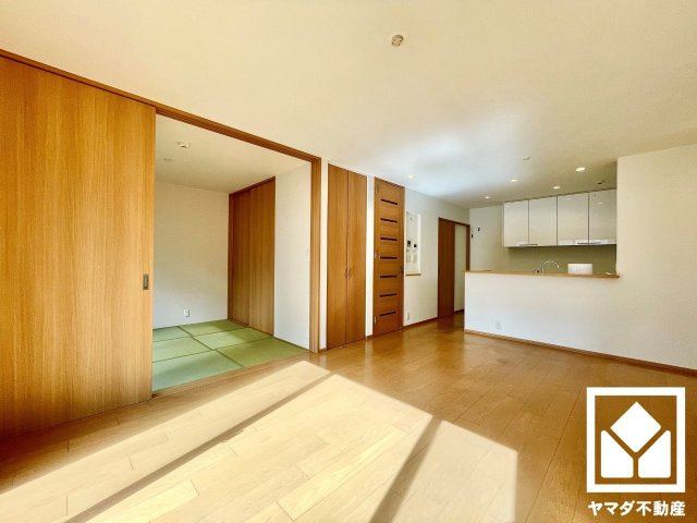 大津市仰木の里東１丁目の居間・リビング