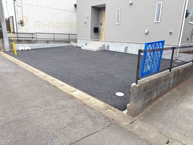 土浦市中第8　新築戸建て　1号棟の駐車場|カースペースは2台お停めいただけます♪