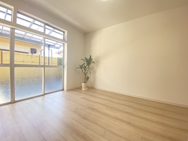 【洋室】 | 東区長嶺南5丁目