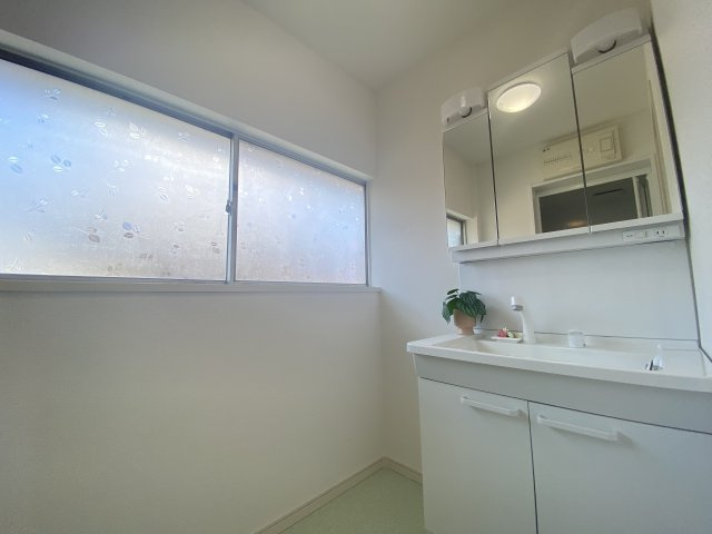 【独立洗面台】 | 東区長嶺南5丁目