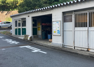 【設備】 | 東建座間ハイツ２号棟 | 共有部分は、住民なら誰もが使える設備のこと。例えば駐車場やエレベーター、インターネット設備、セキュリティ設備などがあります。他にも、マンションの廊下・外部階段やエントランス・ゴミ置き場などがあります。