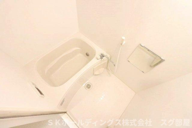 レオネクストＫＡＺＥの浴室|追炊き機能＋浴室乾燥機付きの高機能風呂になります。