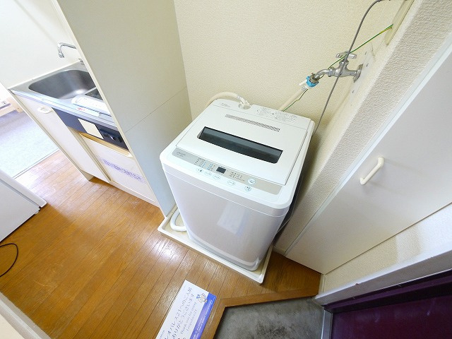 レオパレス法華寺の設備|洗濯機です