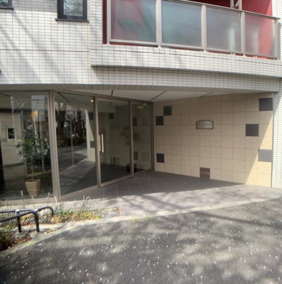 【エントランス】 | ブラントーレ哲学堂