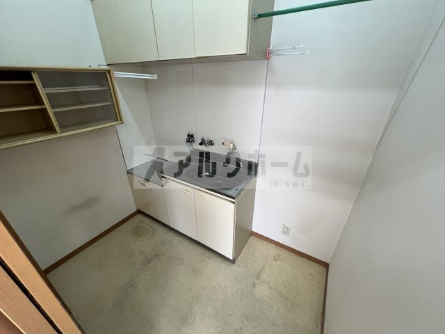 アゼリア柏原の内装