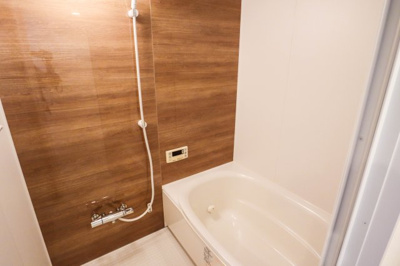 【浴室】 | マイシティおおさか5番館 | 落ち着ける浴室♪