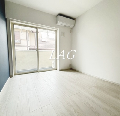 【居間・リビング】 | MELDIA新検見川Ⅲ | 洋室のお部屋です。