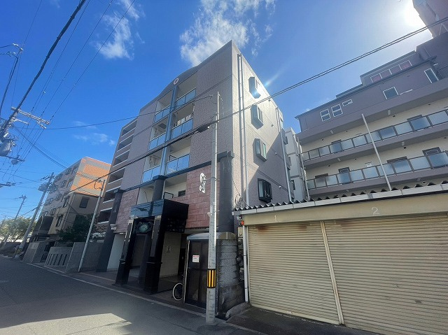 パレス東洋7号館の外観