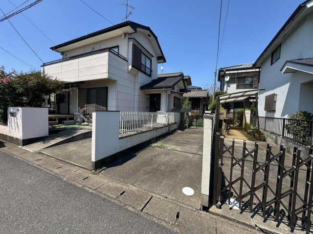 －三丁目不動産ー　深谷市上柴町西一丁目　内工事の前面道路含む現地写真