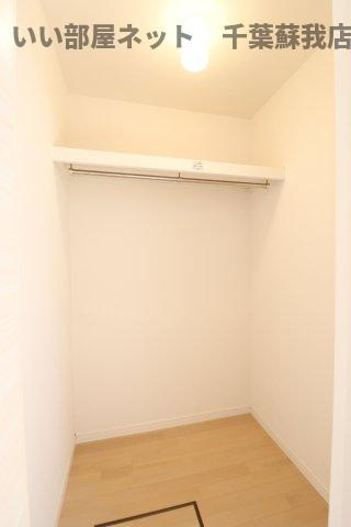 コスモス千葉寺の洗面所|スペースが確保できる洗面所です