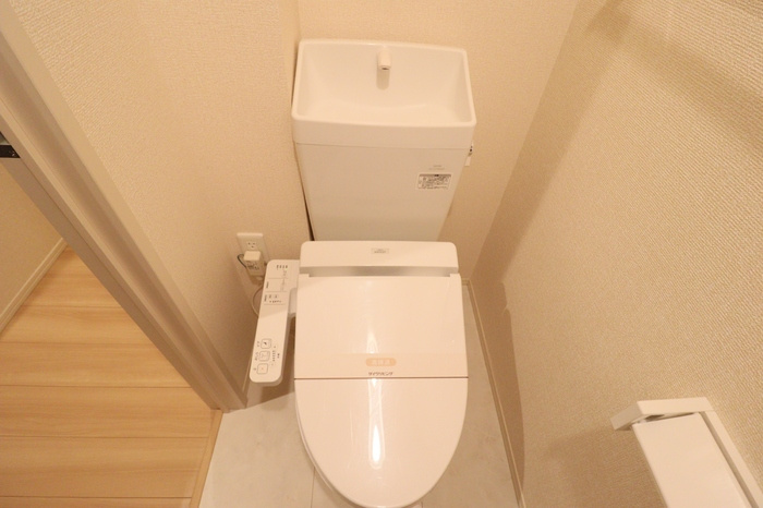 クレストヴィラⅡのトイレ|もちろん温水洗浄暖房便座です