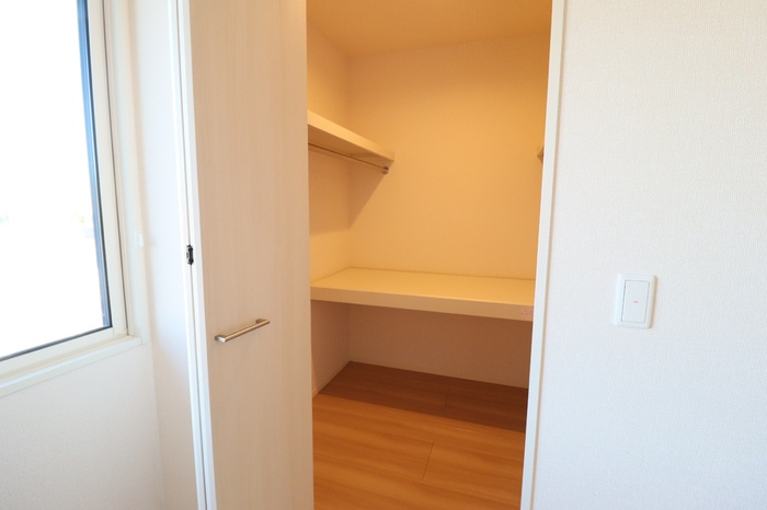 クレストヴィラⅡの収納|ウォークインクローゼット仕様