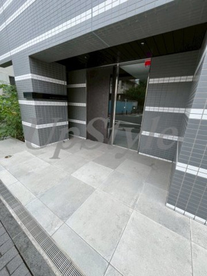 【エントランス】 | アレスグーテ北千住