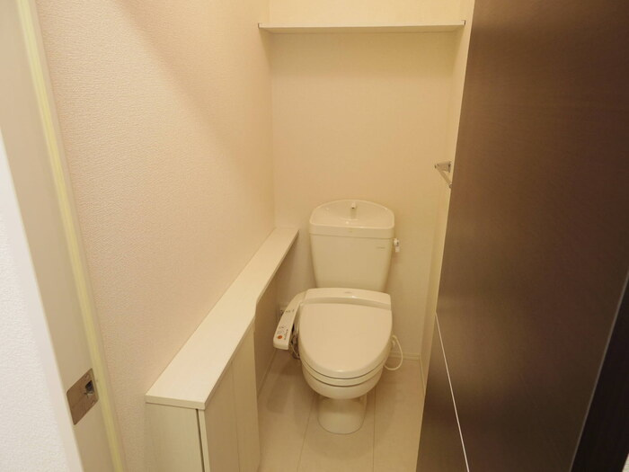 D-Room AKIのトイレ|もちろん温水洗浄暖房便座です