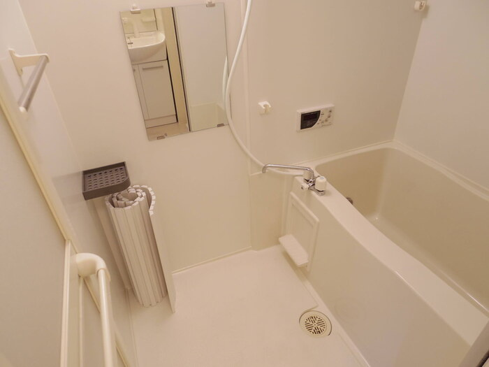 ベルフィーユ吾妻の浴室|ユニットバス