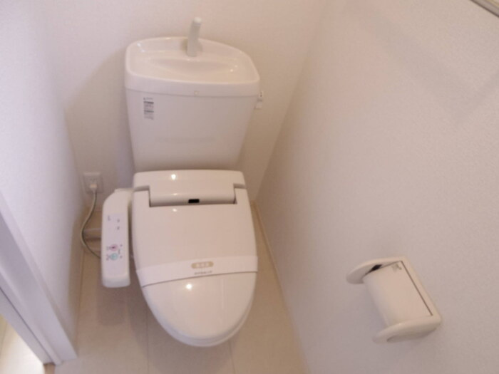 ベルフィーユ吾妻のトイレ|もちろん温水洗浄暖房便座です
