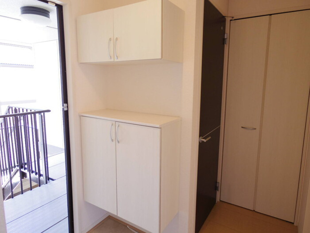 プラート Aの玄関