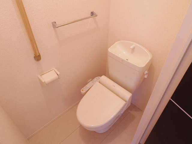 プラート Aのトイレ