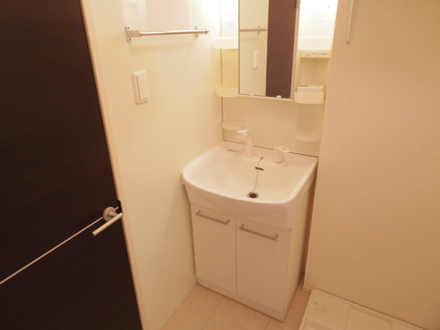 プラート Aの独立洗面台