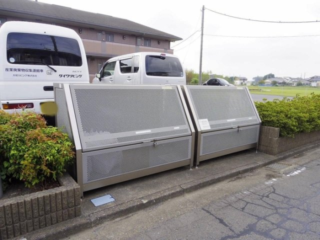 ルミエール東光台 Ａのその他共用部分|ゴミストッカー