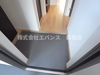 【玄関】 | コスモス千葉寺 | 明るい玄関です