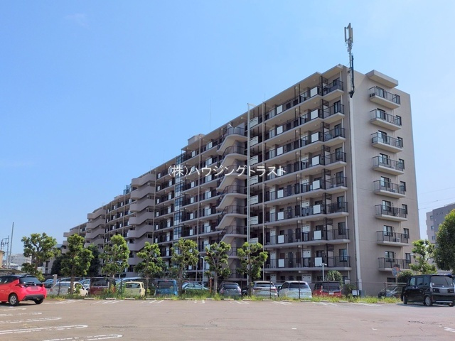 仲介手数料無料　エステ・スクエア新所沢の外観