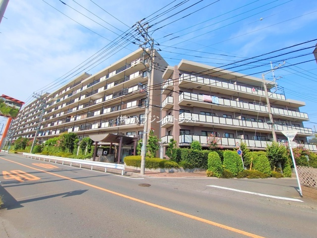 仲介手数料無料　エステ・スクエア新所沢の外観