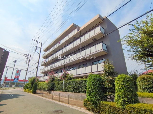 仲介手数料無料　エステ・スクエア新所沢の外観