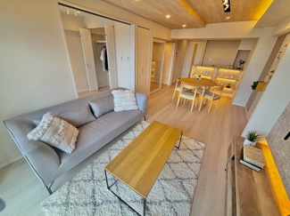 【居間・リビング】 | アル―サ北与野ノースピア上落合2号棟 | 2025年7月　リフォーム完成済です。