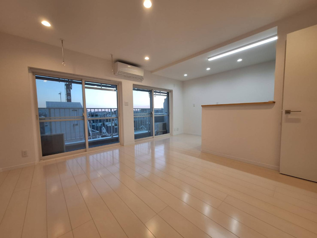 【居間・リビング】 | 桜台フラワーホーム