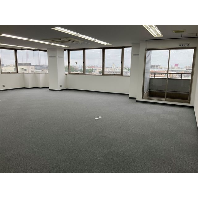 北原ビルの居間・リビング|ゆったり過ごせる居間です