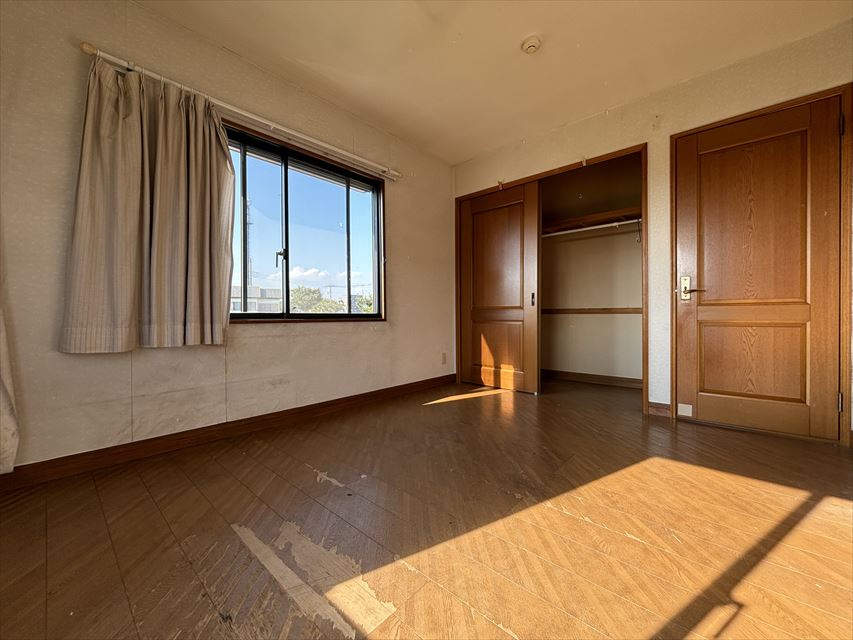 下高野貸店舗の洋室|コンパクトで使いやすい洋室です