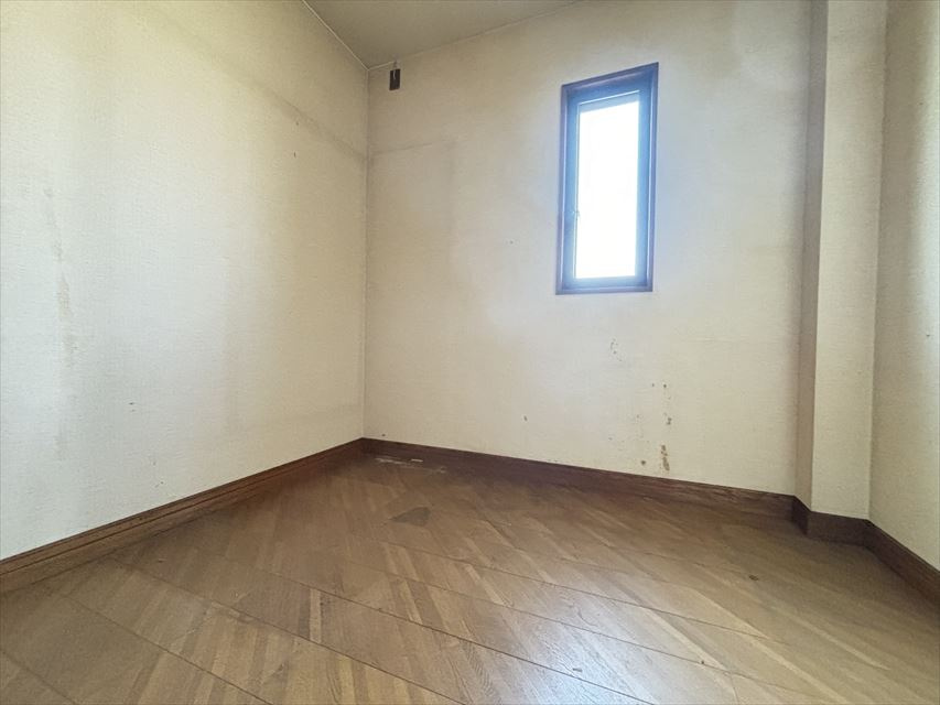 下高野貸店舗の洋室|ゆったりした洋室です