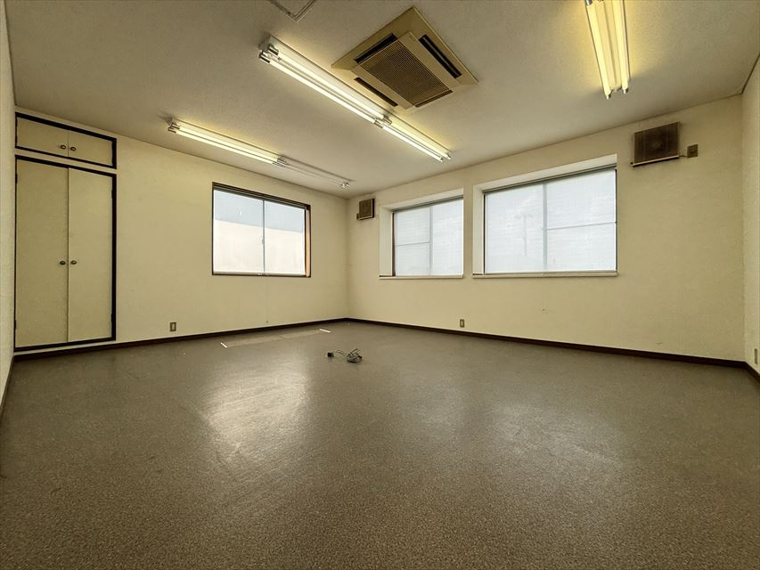 杉戸町堤根貸事務所の内装|内装も気になるポイント