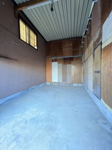 中貸倉庫の内装|内装も気になるポイント