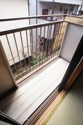 セントラルパレスのバルコニー