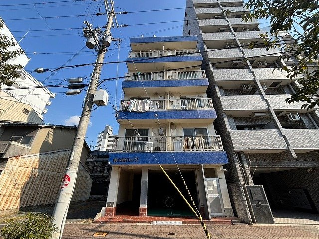 新大阪ハイツの外観