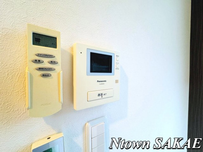 【セキュリティ】 | Abisko Nakamura | モニター付きインターフォンです。