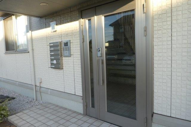 プラシード三宅のエントランス|オートロック
