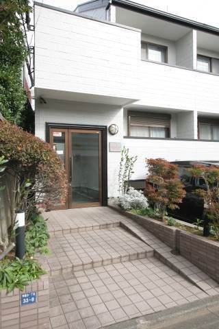 ベスティアパートメントときわ台のエントランス