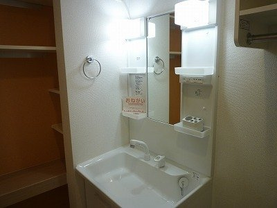 プリムローズＡの洗面所