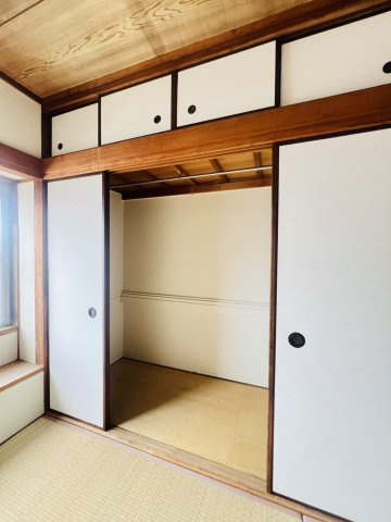 桃山台３丁目テラスハウスの収納
