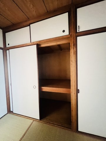桃山台３丁目テラスハウスの収納