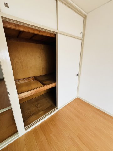 桃山台３丁目テラスハウスの収納