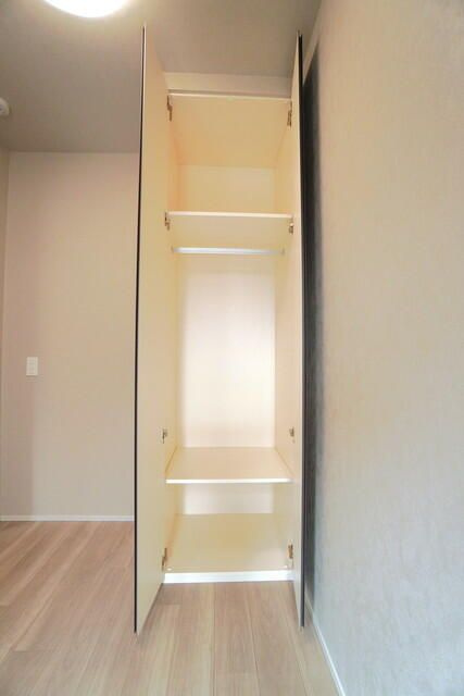 ザ・ライオンズフォーシア外神田の収納