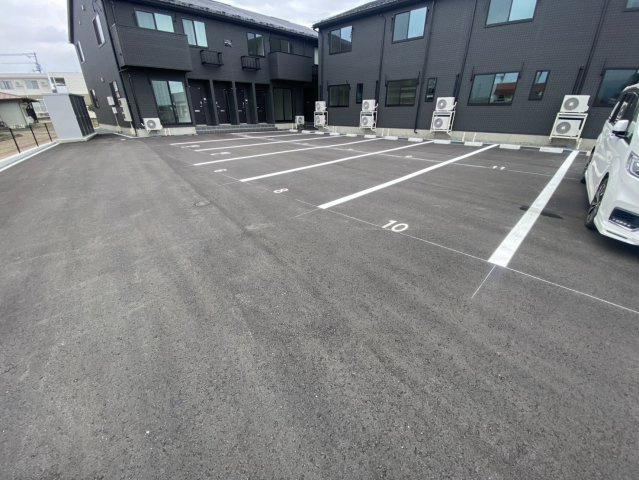 【新築】RESI NAGAI(レジナガイ)Ⅰの駐車場