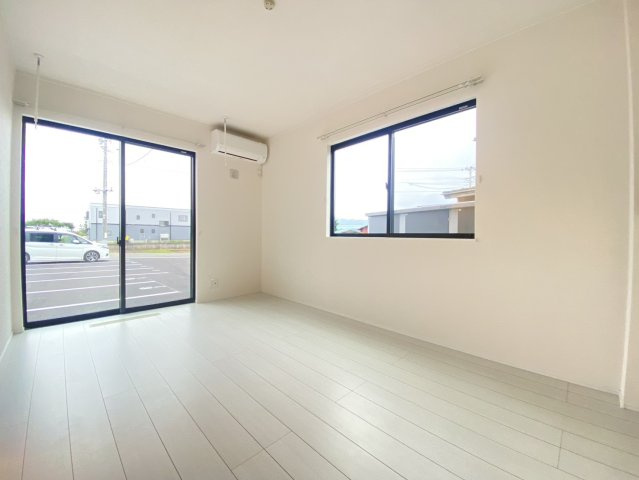 【新築】RESI NAGAI(レジナガイ)Ⅰの居間・リビング